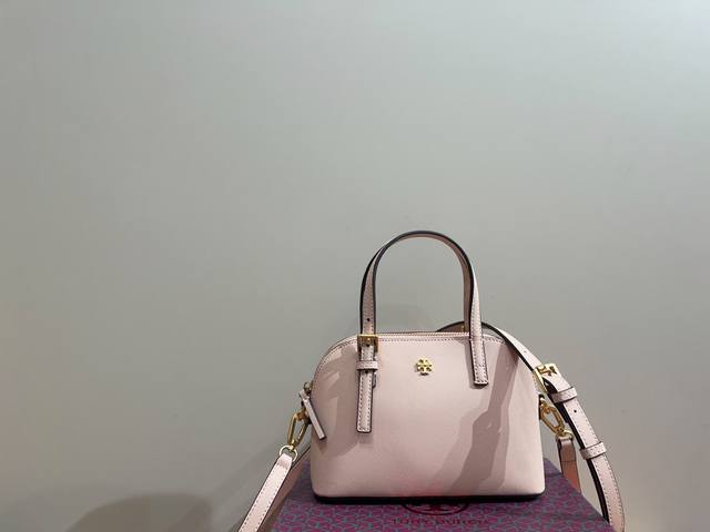 Matching box size 20*14 Tory Burch Emerson Mini Shell Bag The simple version out