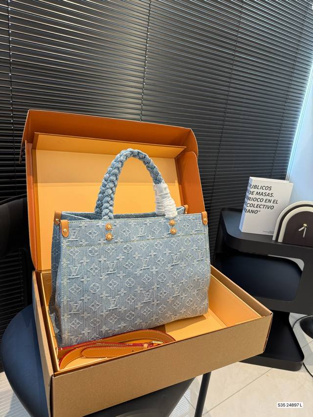 Lv Onthego new light-colored denim This season's light-colored denim is really g