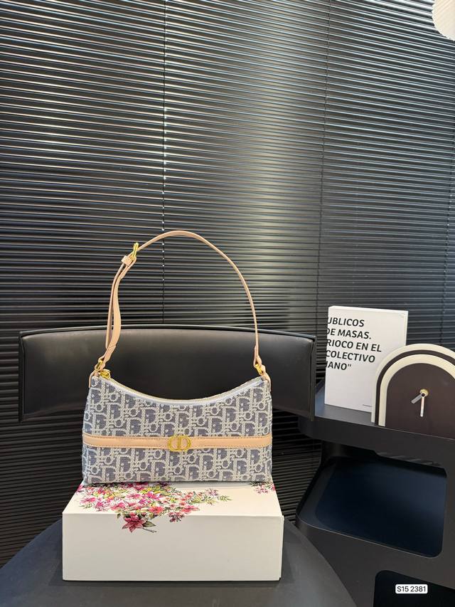 with folding box 25 autumn, this time the light denim blue is so beautiful From