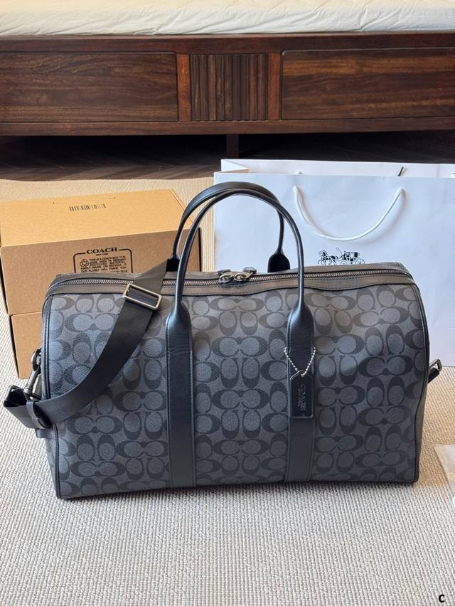Cowhide version Coach men's travel bag 45cm Coach's favorite travel bag so far,