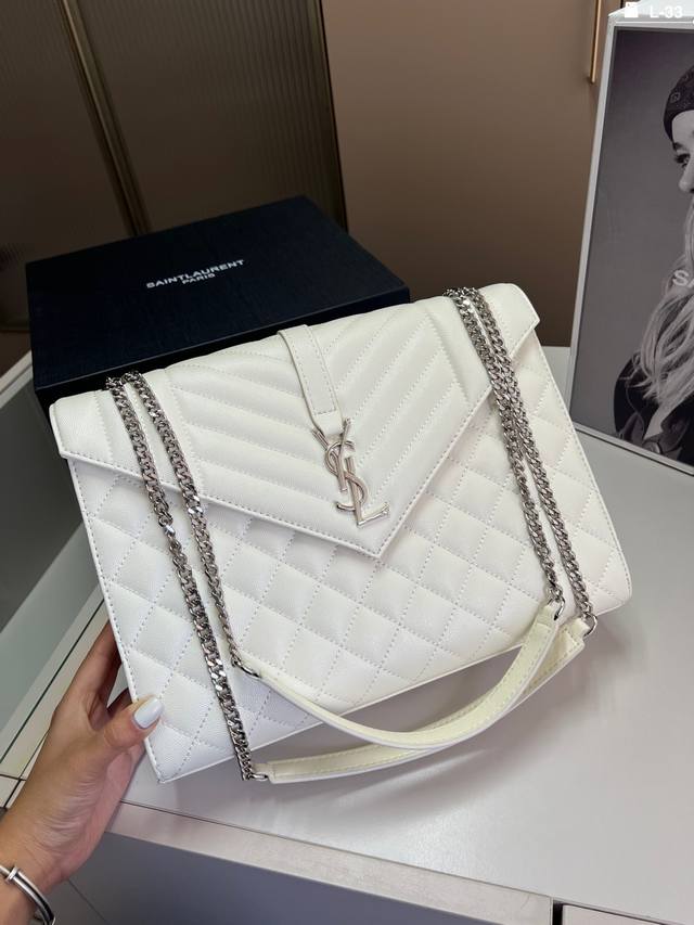 Ysl Loulou handbag Yves Saint Laurent 25 early spring Loulou style returns stron