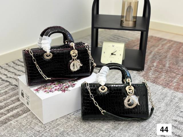 with folding box Dior horizontal version Princess Dior bag SDior Princess Dior b