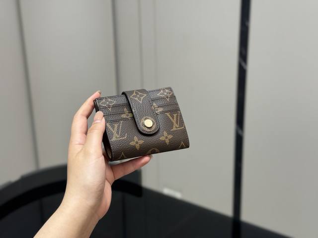 with box Size: 11*8Cm Lv card holder!! Mini-sized bags are very popular, so ultr
