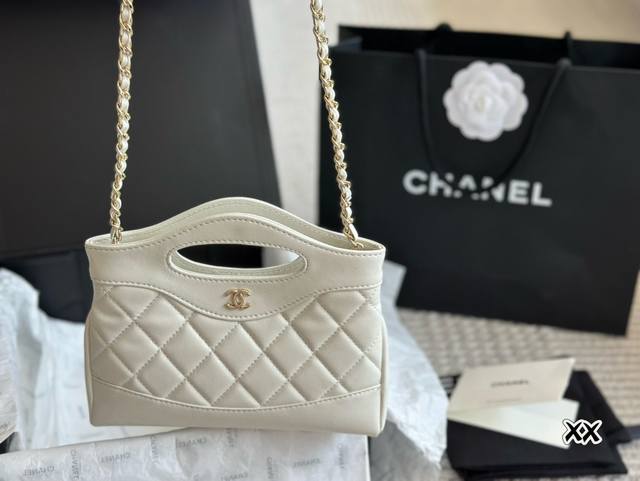 Upgraded version with box Size: 22*14.5Cm Chanel 23A is worth buying Cute horizo