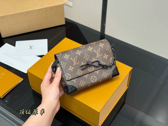 with folding box airplane box Size: 18*13Cm Lvsteamer Trunk The latest color! Th