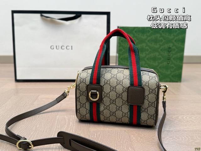 with box Gucci Cool Pillow Bag Low-key and textured Unique artistic atmosphere H