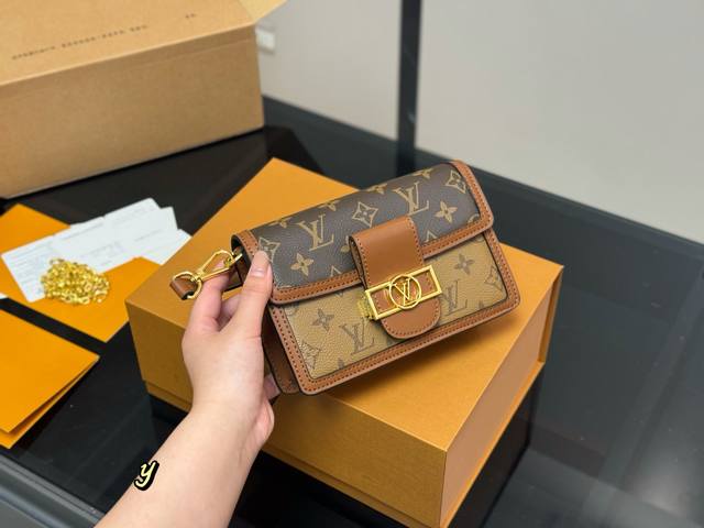 with folding box high-end version Size: 20*15Cm No more introduction. Come here