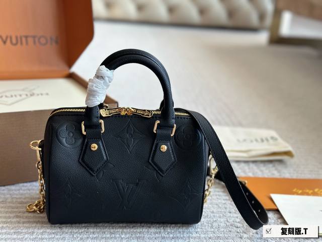 Lv Louis Vuitton Speedy 20 Cream Blue Pillow Bag Crossbody Monogram All-match Wo