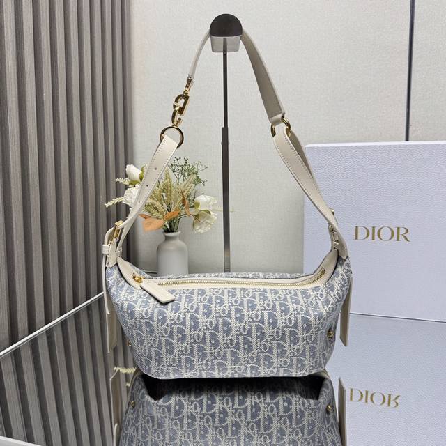 Genuine, high version Journey series small blue raffia, the new year is a king