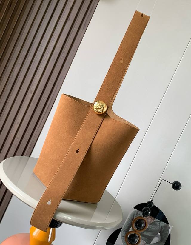 Original leather New large suede cow leather Pebble bucket bag, Pebble cleverly