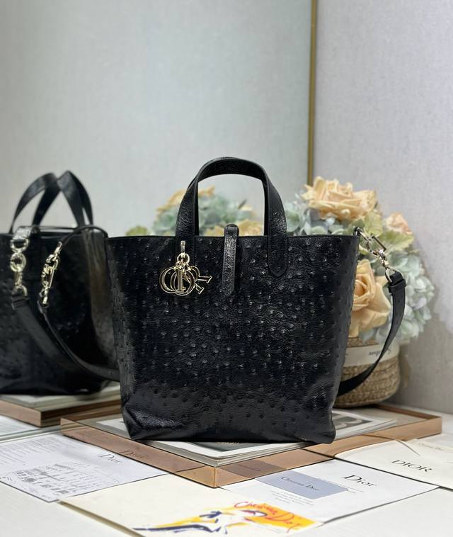 Authentic, high version #Medium Dior Toujours Vertical Handbag Ostrich Pattern B