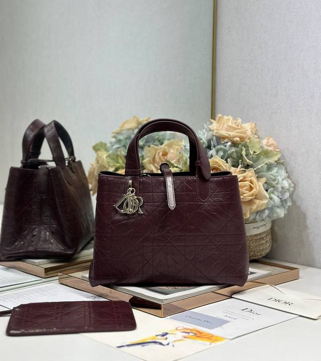 authentic, high version Diortoujours handbag [medium size in pleated burgundy]
