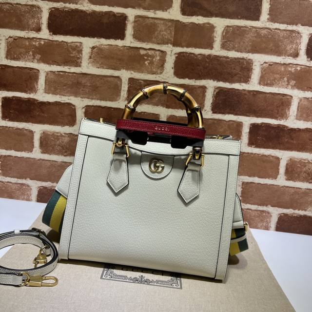 counter quality, top original goods, real shot! 702721 Beige ~ Size: width 27X