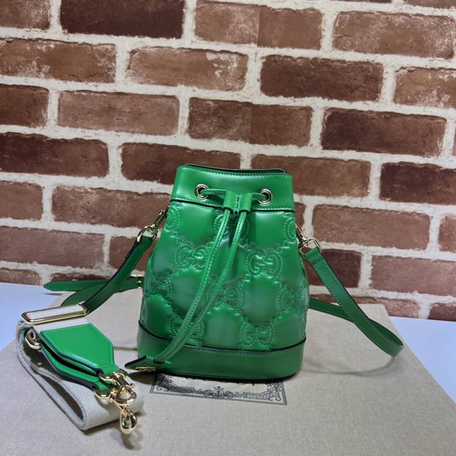 Counter quality, top original goods, real shot! Model No. 728231 Green embroide