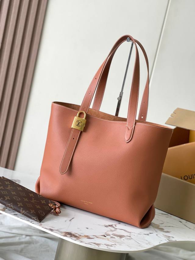 Super Mb chip version original leather This Low Key Cabas medium handbag is wrap
