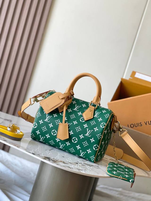 Special grade Mb chip version original leather Bandouliere 25 handbag comes fro