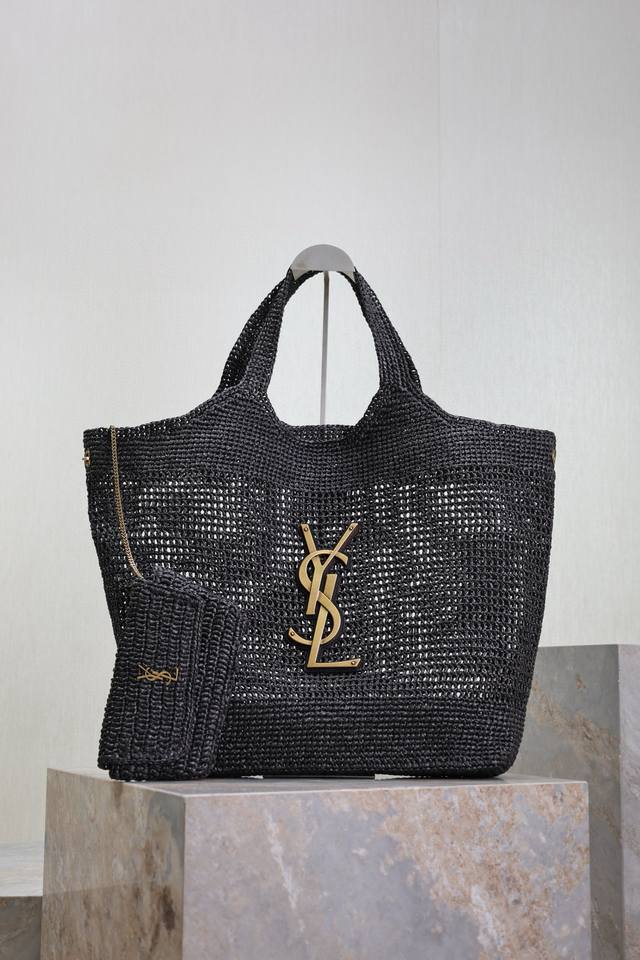 Icare_Woven shopping bagFull of artistic atmosphere, the raffia weaving is very