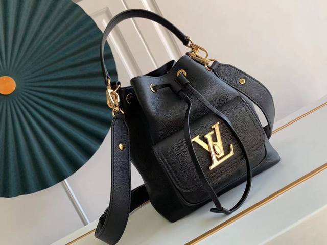 Top original factory M57687 M57688 Lockme Bucket Handbag Inspired by the champag