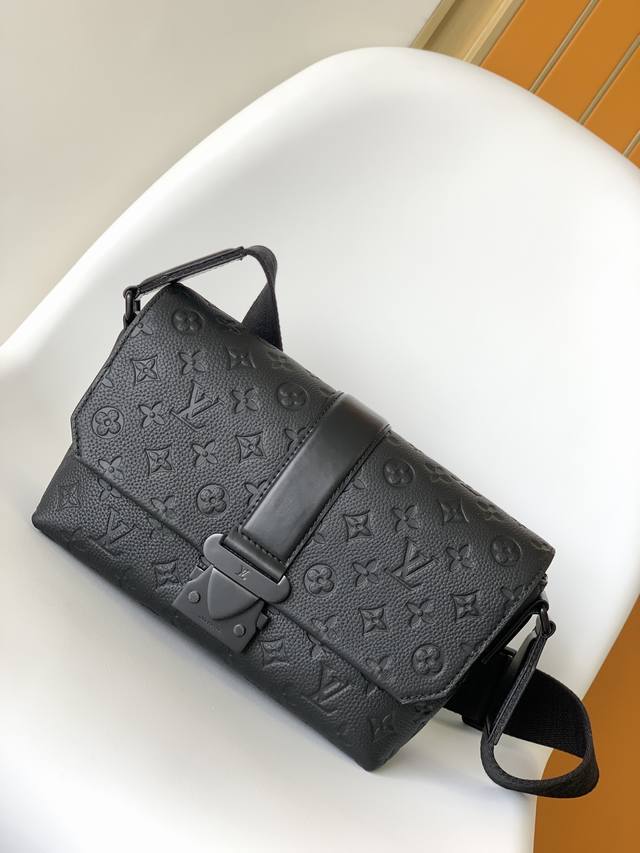 Top original single M46794 black flower M23741 embossed S-Cape messenger bag is