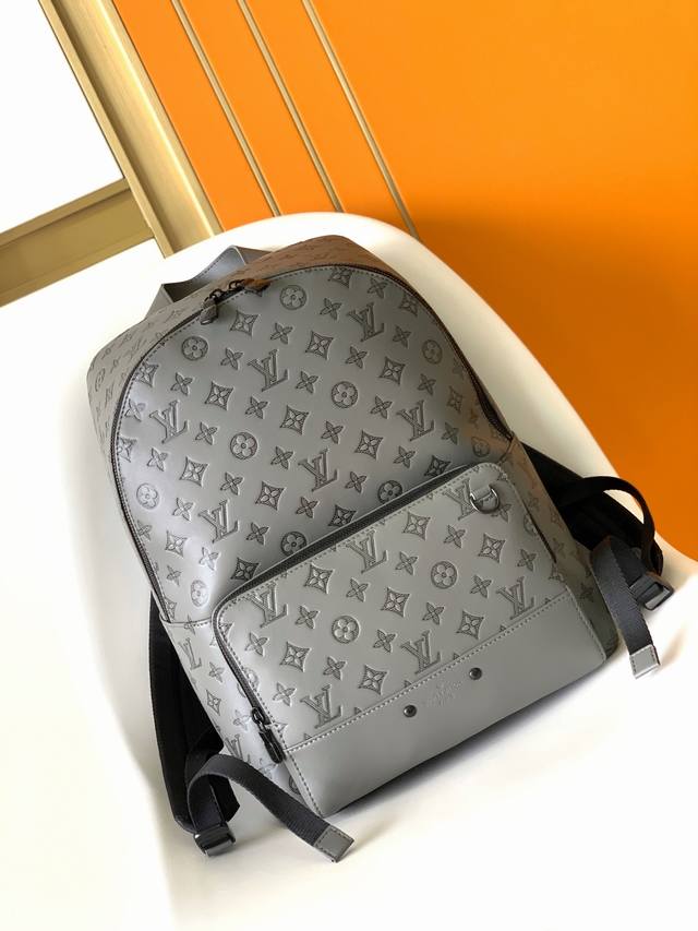 Top original home shot M46105 Racer backpack declares personality with Monogram