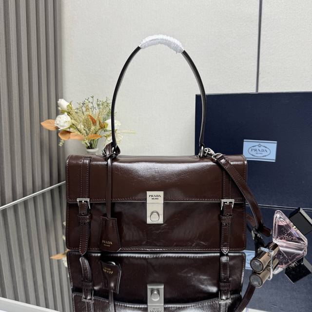 Top original 25Ss Spring and Summer new coffee brown pen holder bag 1Bn026 smal