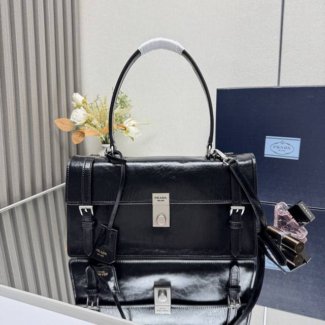Top original 25Ss Spring and Summer new black pen holder bag 1Bn026 small size
