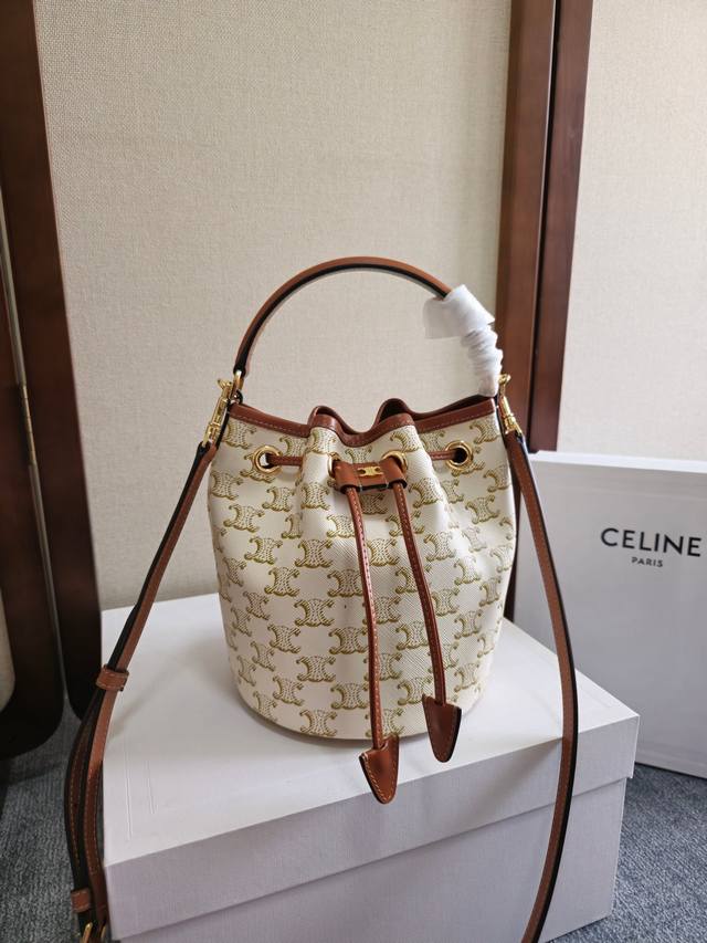New product launched Ce Popular drawstring bucket bag! Ce New small bucket Clar