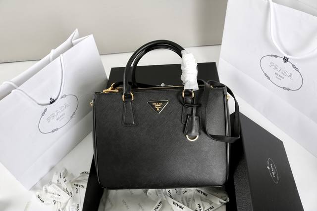 Running volume price Introduction: This leather double handle detachable and ad