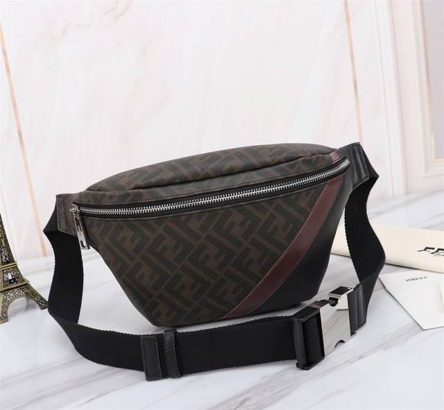 Brand: Fendi Style: PVC brown chest bag Item number: 268568 Color: brown gray Si