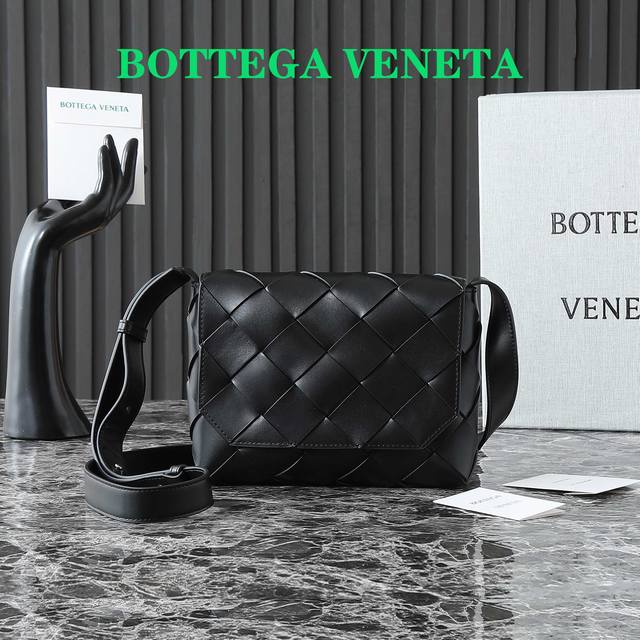 Style number: 795637 Bv Diago Here comes another recommendation for men's messe