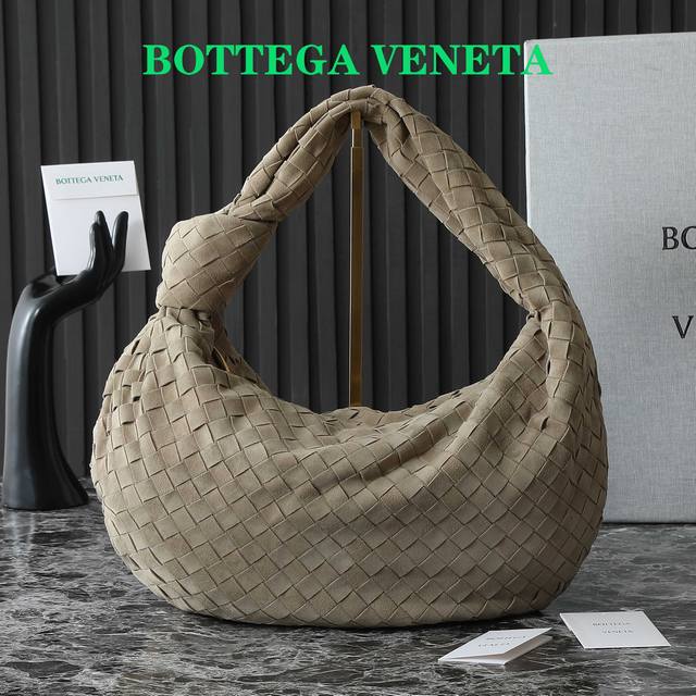Style number: 600261 Bv large Jodie Mika same style