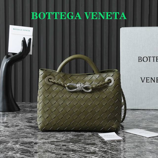 No.: 80841 Bottega Veneta summer series Andiamo handbags, big-name stars have hi