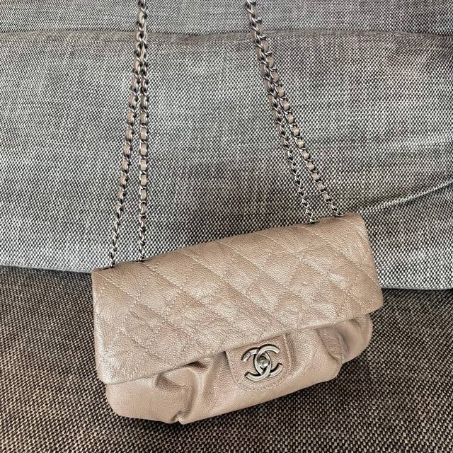 Chanel Vintage Cloud Bag Size: 30X18X4Cm DDD