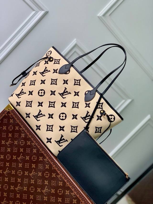 Top original single M22838 Black woven This Neverfull medium handbag is from th