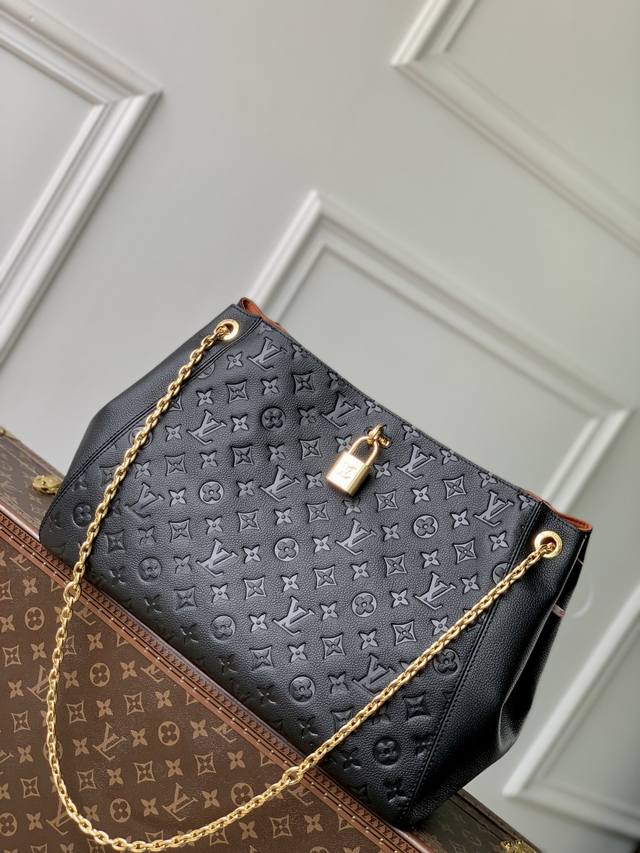 Top layer leather top original M14324 black This Anytime medium handbag harkens