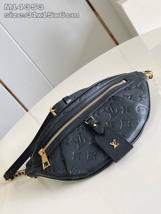First layer leather top grade original replica M14353 black This unique High Ris