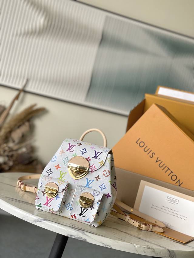 Top Original M13081 This Venice backpack is made of coated canvas and depicts t