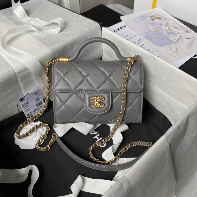 Chane124A Haute Couture Collection As4956 Bag design Sheepskin and metal show th