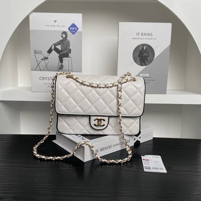 Chane125P Panda Series As5150 is full of exquisiteness. This season is simply cr
