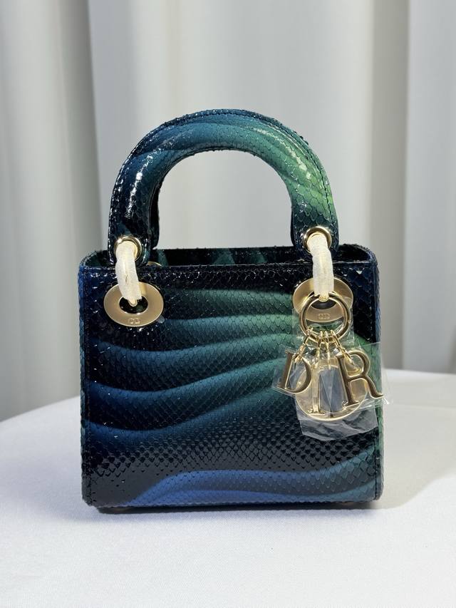 Mini 17Cm Imported python leather two shoulder straps Three-grid Princess Diana