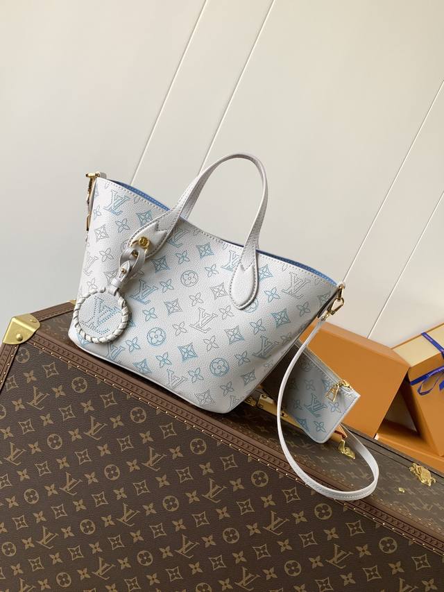 Top original order, variable chip M12088 This Bella bucket bag is from the Flig