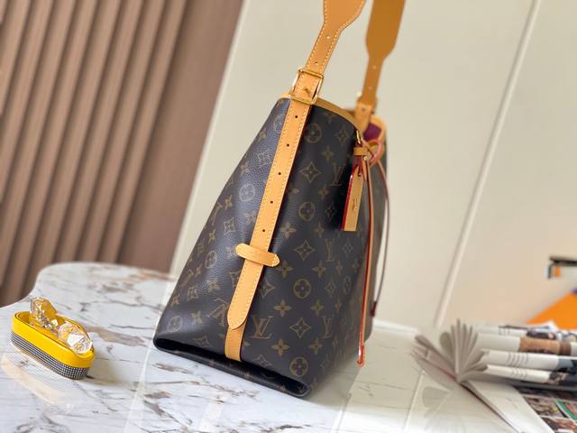 Special grade Mb original leather Carryall medium handbag Model: M46197 chip ve
