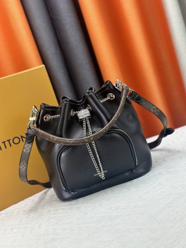 Upgraded original M14377 No Way handbag from the Lv Vibe series, sheepskin is i