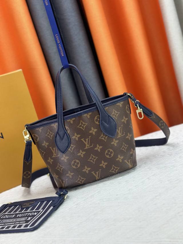 M12099The legendary Neverfullbag: A bag that always meets your handbag needs. La