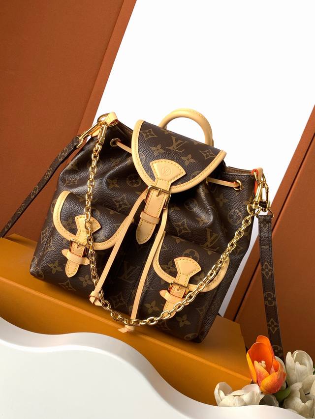 Excursion Small Backpack Special Enhanced Edition Model: M46932 Leather: Italian