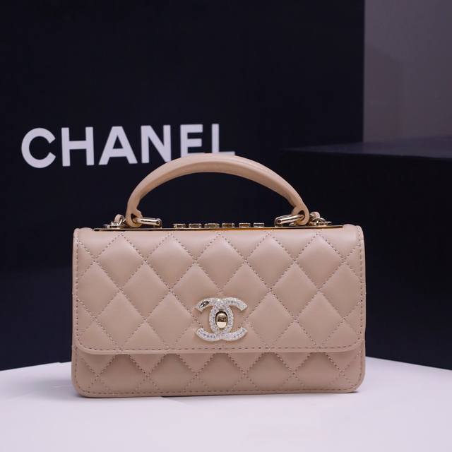 Model: 4184 Diamond Hardware Size: 18.5*11*6Cm DDD