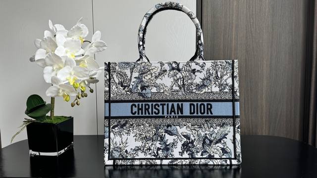 Book Tote Blue Lotus Medium 36Cm Designed by Maria Grazia Chiuri, Creative Direc