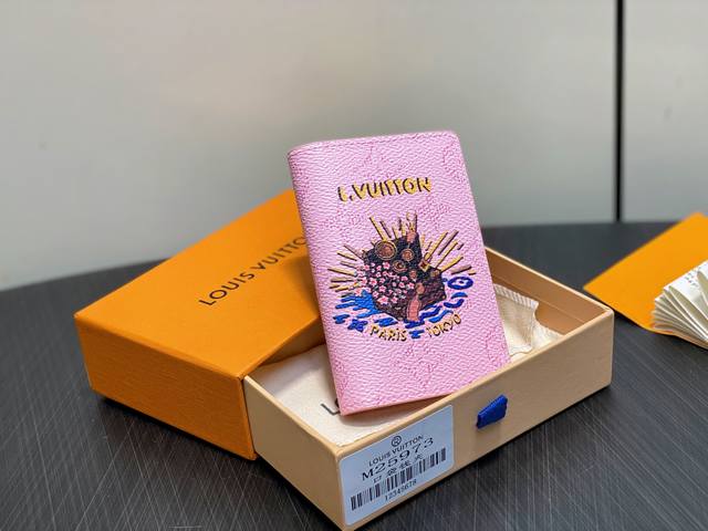 Original boutique M25973 Pink Print Card Holder Wallet Early Access Lv Nigo Joi