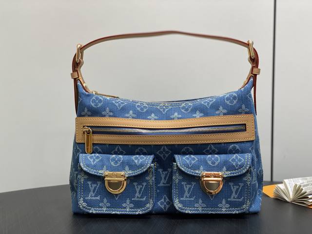 Original boutique M44464 blue denim denim vintage underarm bag Vintage handbag
