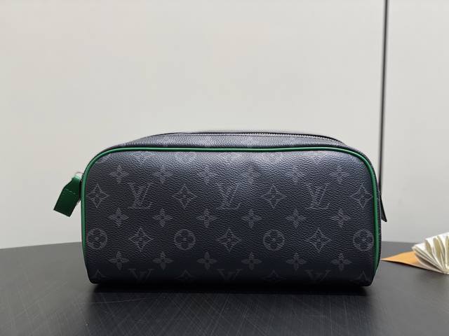 Original boutiqueM15246Black flower green toiletry bag seriesDopp Kit toiletry b